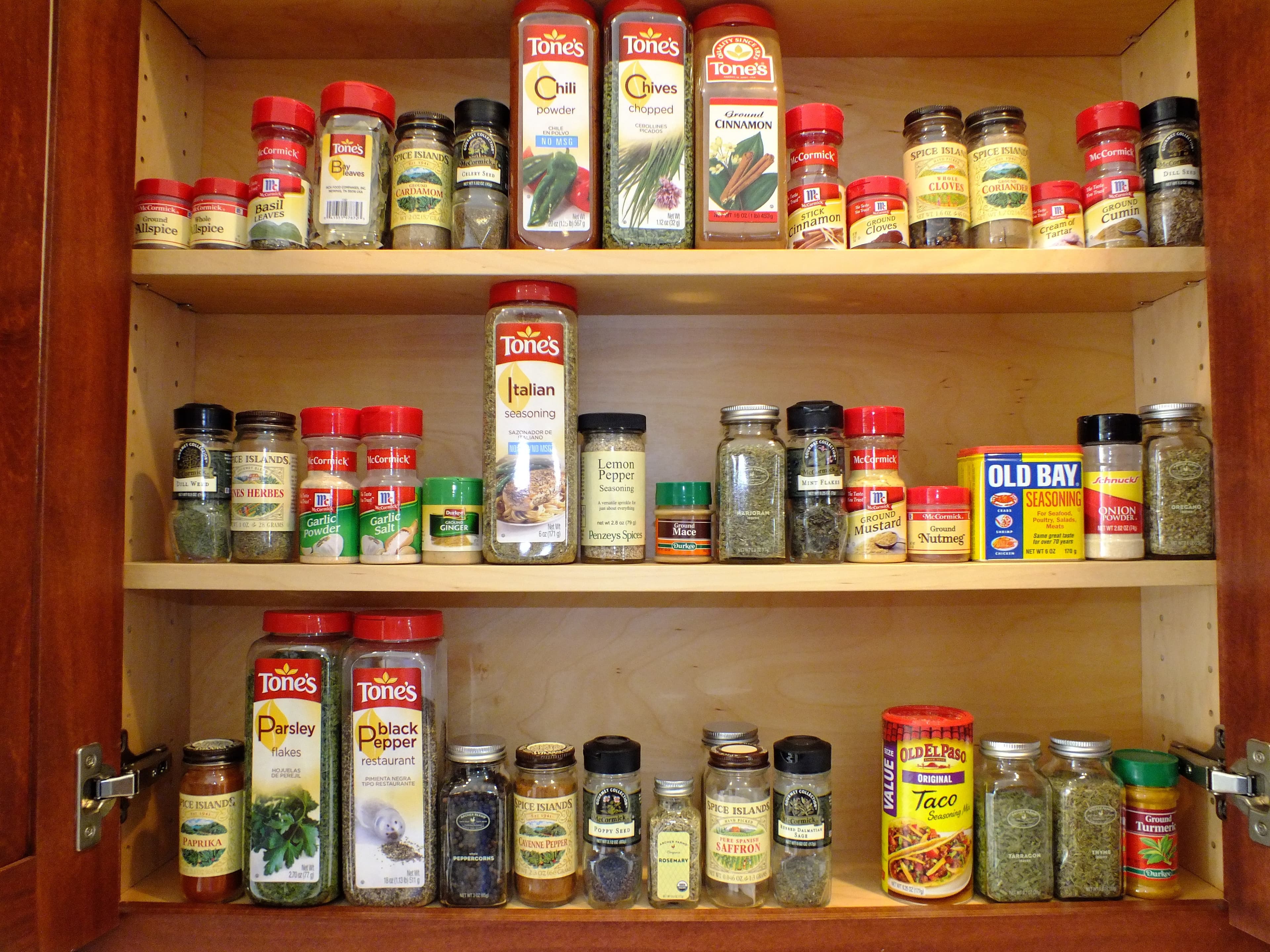 Pantry & Snacks